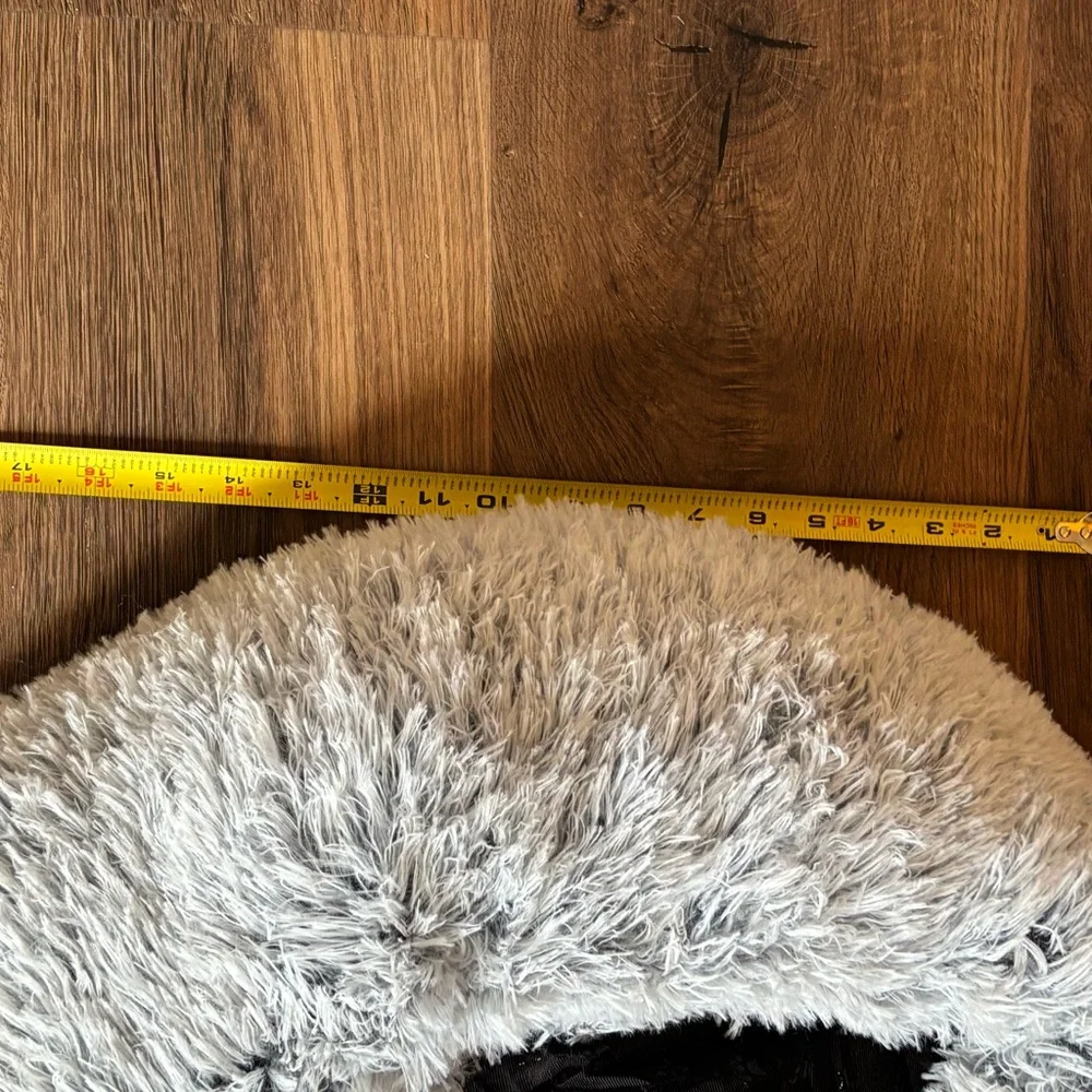 Cozy Plush Dog Bed - Gray